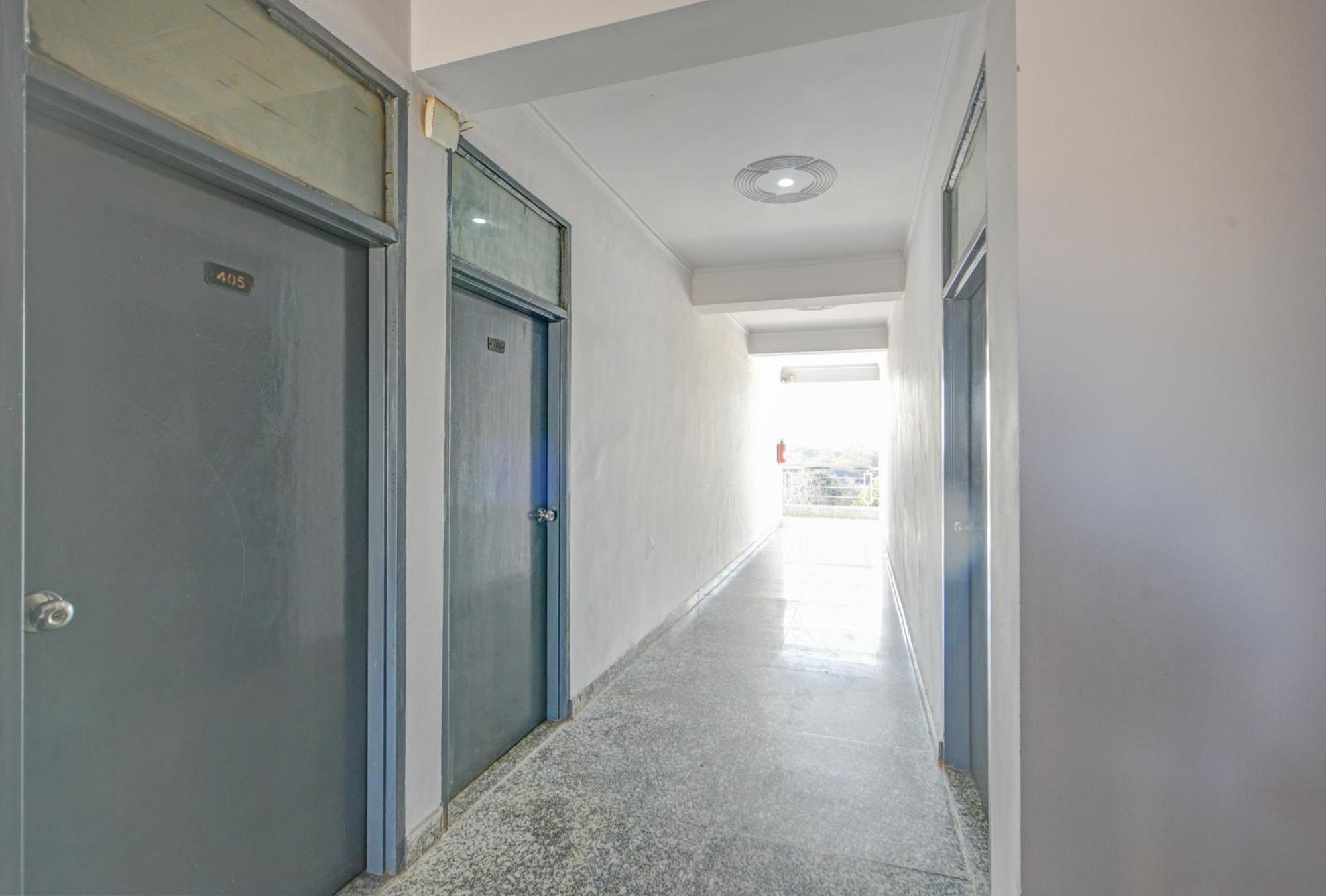 Royal Spark Inn1 - Medicity Gurugram, Near Medanta Hospital Gurgaon Exterior foto